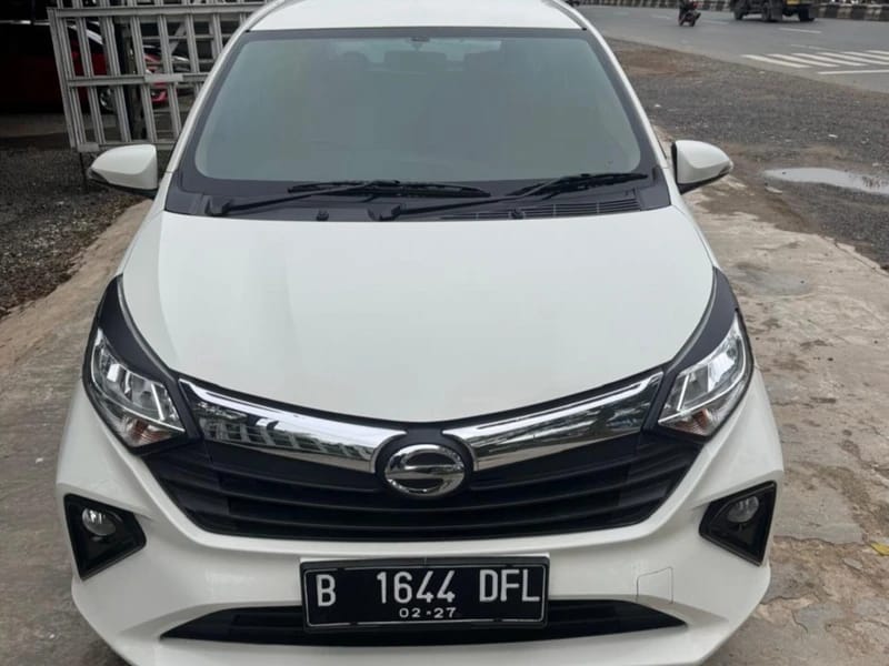 Sigra R MT 2022