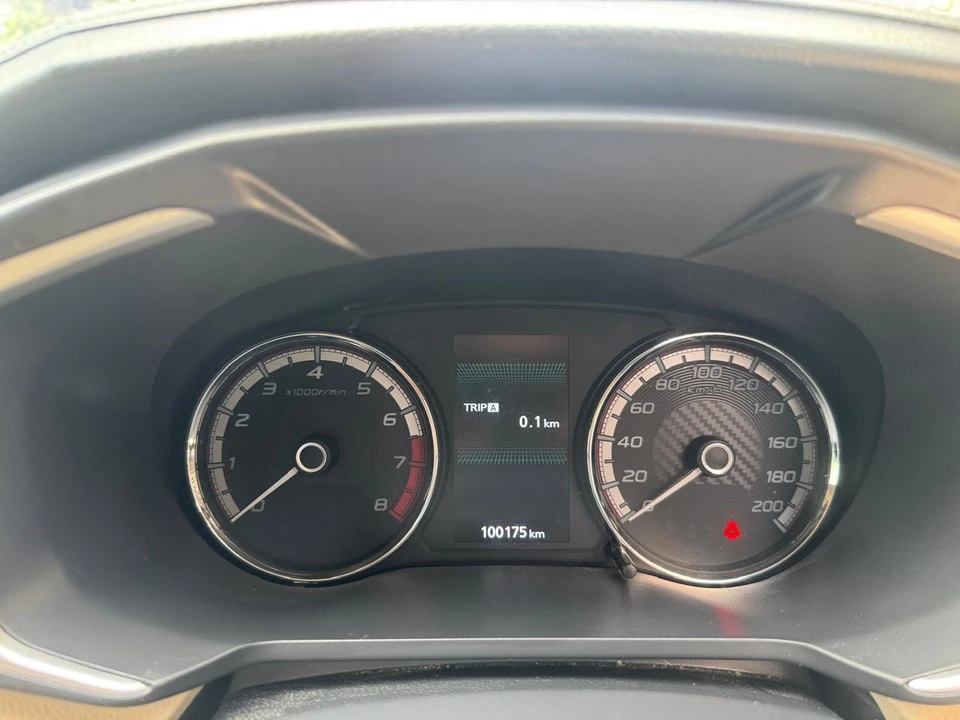 1000054803